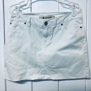 GAP‎ Vintage Mini Denim Skirt with pockets, Size 8, White